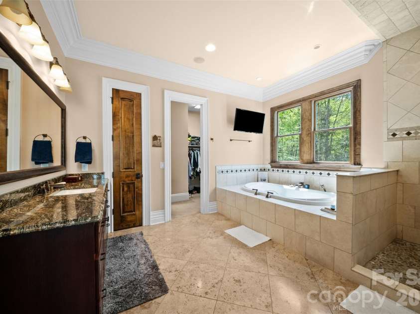 2312 Rocky Cove Lane, Denton, NC 27239.  MLS# CAR4368456, YatesRealty ID 10677. 