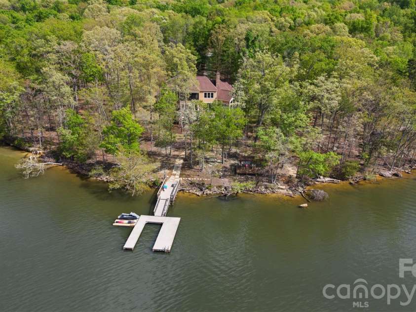 2312 Rocky Cove Lane, Denton, NC 27239.  MLS# CAR4368456, YatesRealty ID 10677. 