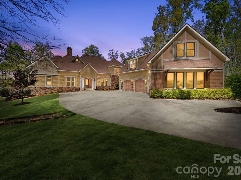 2312 Rocky Cove Lane, Denton, NC 27239.  MLS# CAR4368456, YatesRealty ID 10677. 