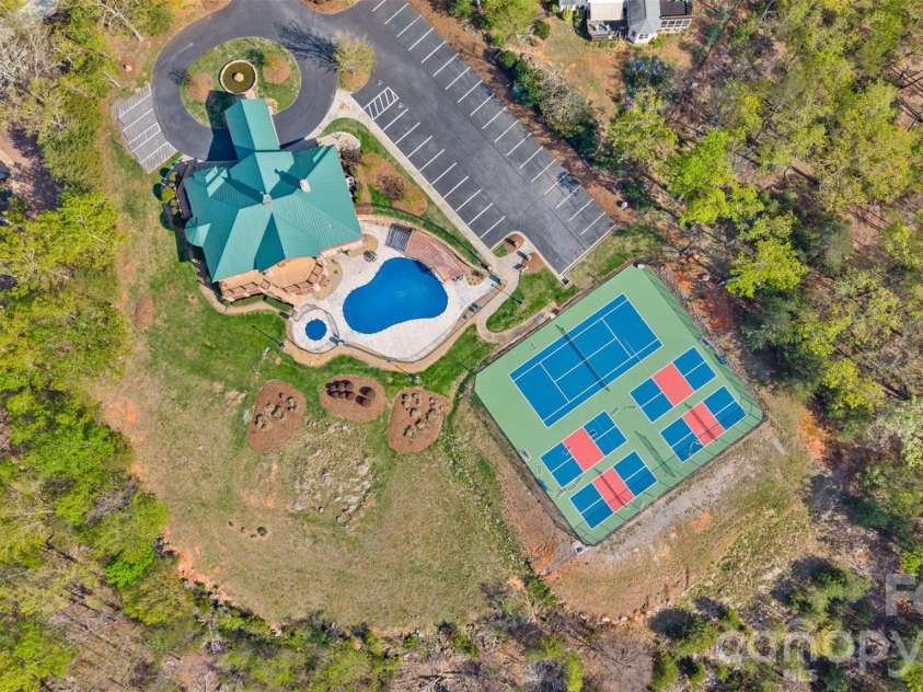 2312 Rocky Cove Lane, Denton, NC 27239.  MLS# CAR4368456, YatesRealty ID 10677. 