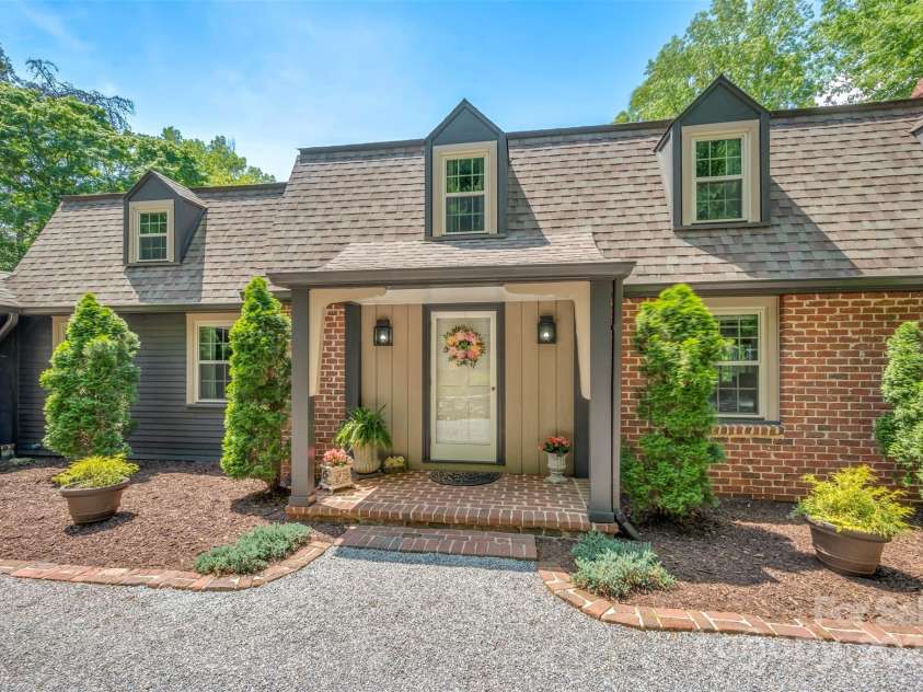 354 Jasmine Lane, Tryon, NC 28782.  MLS# CAR4252760, YatesRealty ID 10677. 