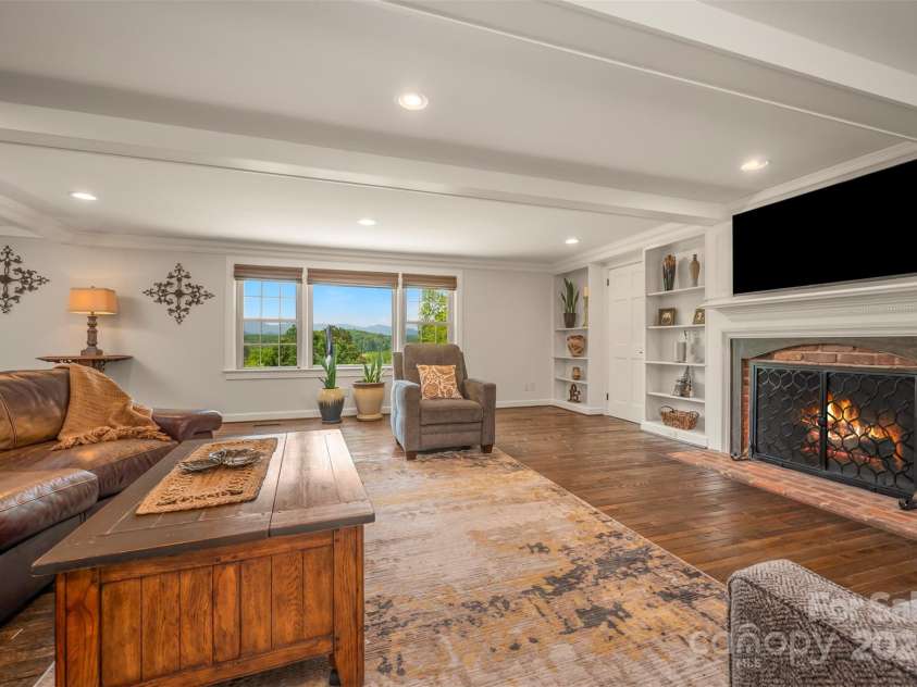 354 Jasmine Lane, Tryon, NC 28782.  MLS# CAR4252760, YatesRealty ID 10677. 