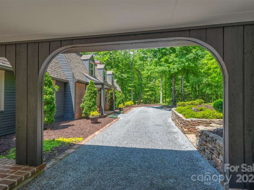 354 Jasmine Lane, Tryon, NC 28782.  MLS# CAR4252760, YatesRealty ID 10677. 