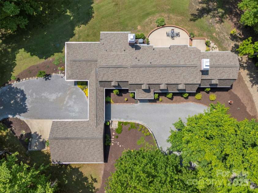 354 Jasmine Lane, Tryon, NC 28782.  MLS# CAR4252760, YatesRealty ID 10677. 