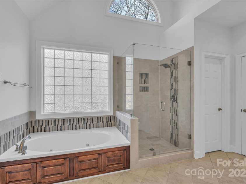 20 Moccasin Flower Trail, Landrum, SC 29356.  MLS# CAR4328133, YatesRealty ID 1068. 