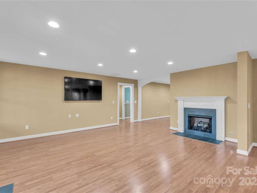 20 Moccasin Flower Trail, Landrum, SC 29356.  MLS# CAR4328133, YatesRealty ID 1068. 