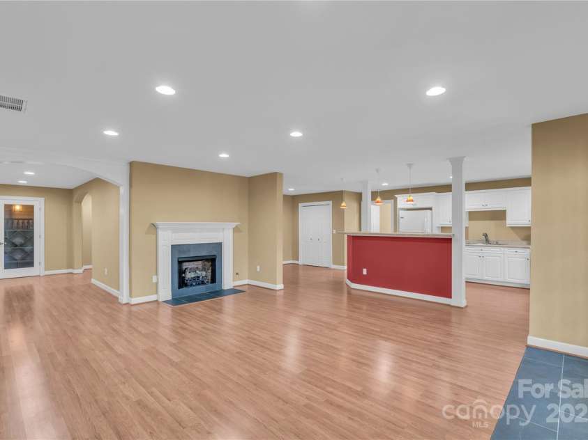 20 Moccasin Flower Trail, Landrum, SC 29356.  MLS# CAR4328133, YatesRealty ID 1068. 