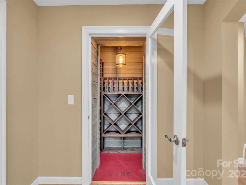 20 Moccasin Flower Trail, Landrum, SC 29356.  MLS# CAR4328133, YatesRealty ID 1068. 