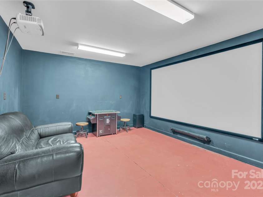 20 Moccasin Flower Trail, Landrum, SC 29356.  MLS# CAR4328133, YatesRealty ID 1068. 