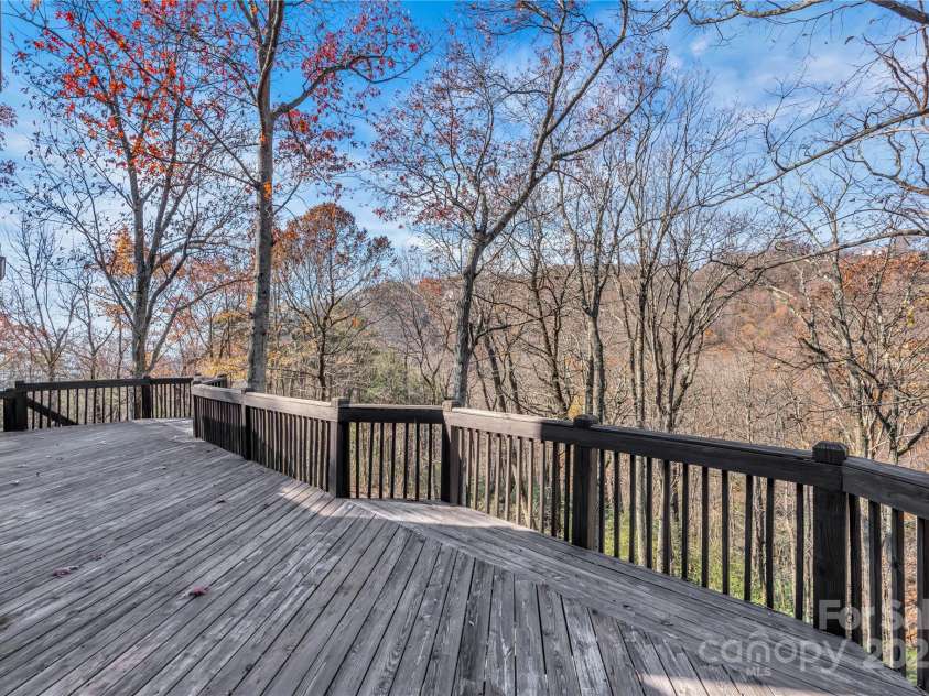 20 Moccasin Flower Trail, Landrum, SC 29356.  MLS# CAR4328133, YatesRealty ID 1068. 