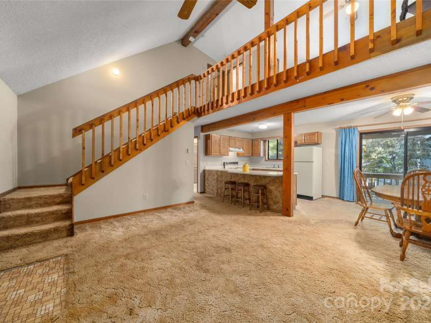 85 Susan Drive, Maggie Valley, NC 28751.  MLS# CAR4182958, YatesRealty ID 1068. Loft upstairs