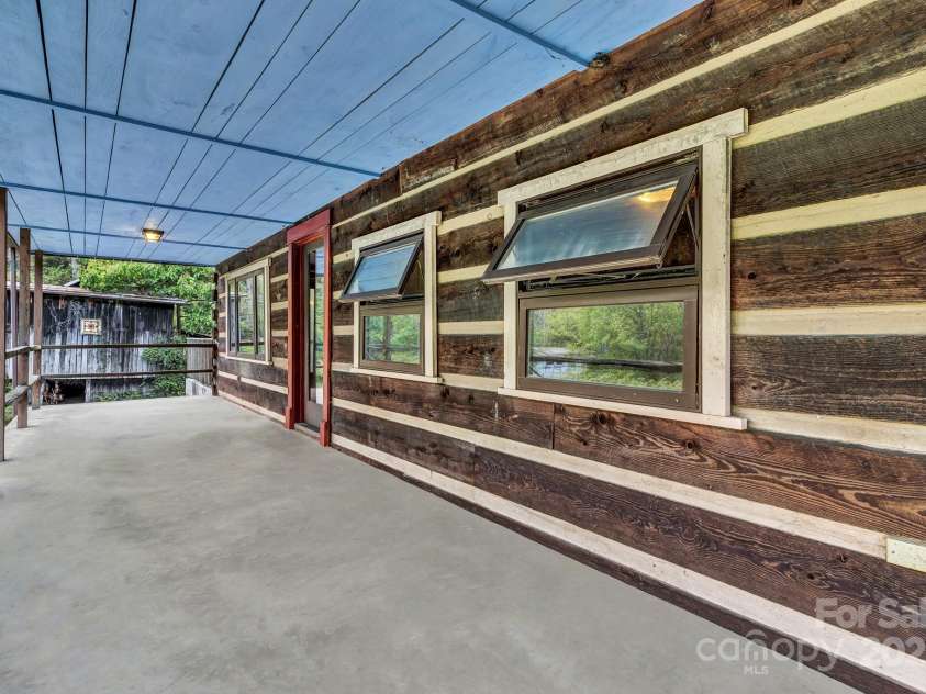 200 Dry Branch Road, Marshall, NC 28753.  MLS# CAR4308414, YatesRealty ID 10680. 