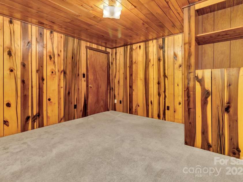200 Dry Branch Road, Marshall, NC 28753.  MLS# CAR4308414, YatesRealty ID 10680. 