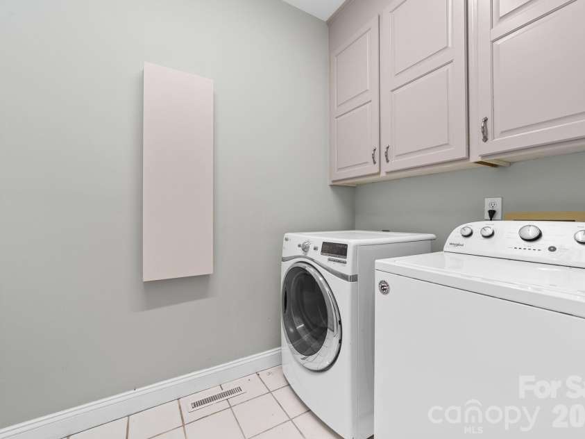 132 Clearwater Lane, Mooresville, NC 28117.  MLS# CAR4354488, YatesRealty ID 10681. 