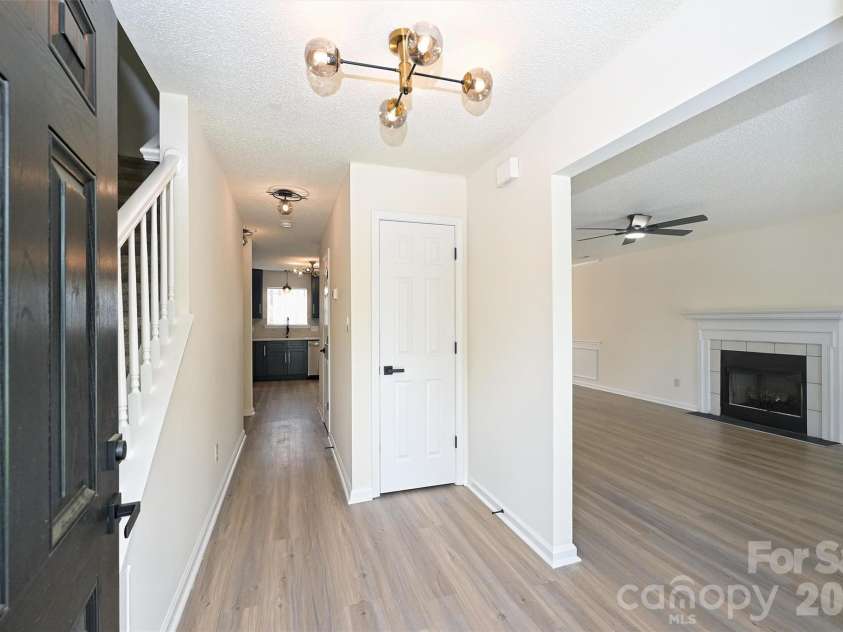 11118 Gold Pan Road, Charlotte, NC 28215.  MLS# CAR4367608, YatesRealty ID 10683. 