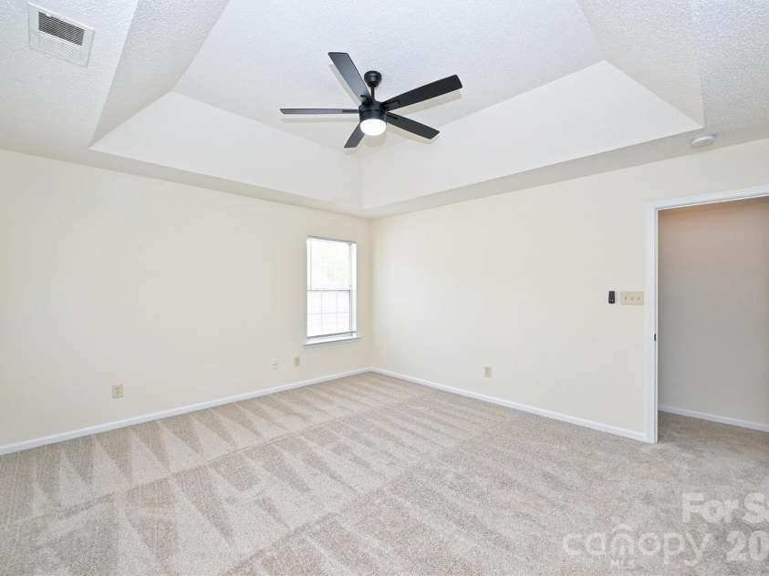 11118 Gold Pan Road, Charlotte, NC 28215.  MLS# CAR4367608, YatesRealty ID 10683. 
