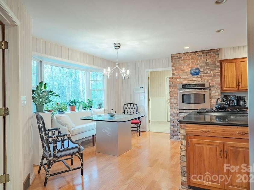 290 Tranquility Place, Hendersonville, NC 28739.  MLS# CAR4252243, YatesRealty ID 10683. 