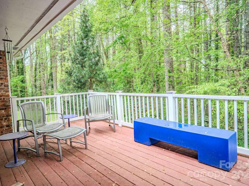 290 Tranquility Place, Hendersonville, NC 28739.  MLS# CAR4252243, YatesRealty ID 10683. 