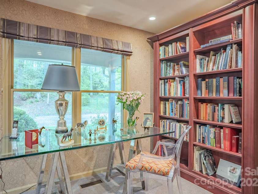 290 Tranquility Place, Hendersonville, NC 28739.  MLS# CAR4252243, YatesRealty ID 10683. 