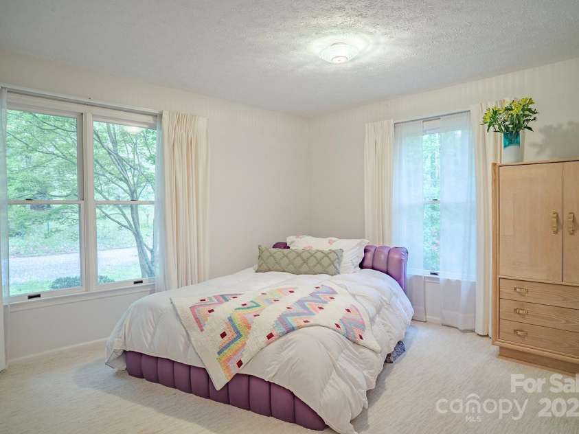 290 Tranquility Place, Hendersonville, NC 28739.  MLS# CAR4252243, YatesRealty ID 10683. 