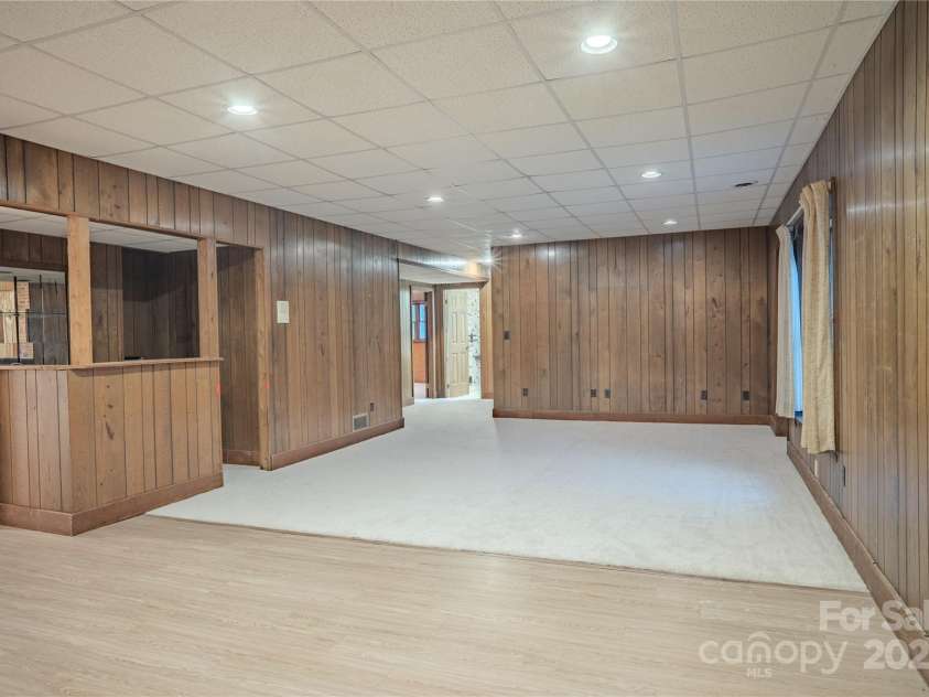 290 Tranquility Place, Hendersonville, NC 28739.  MLS# CAR4252243, YatesRealty ID 10683. 