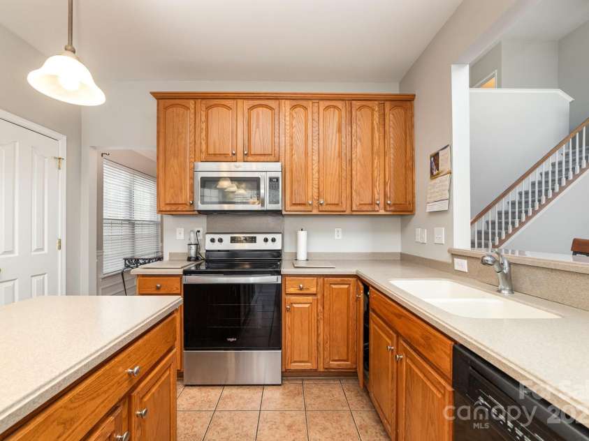 16737 Winston Oaks Court, Charlotte, NC 28213.  MLS# CAR4213082, YatesRealty ID 10685. 