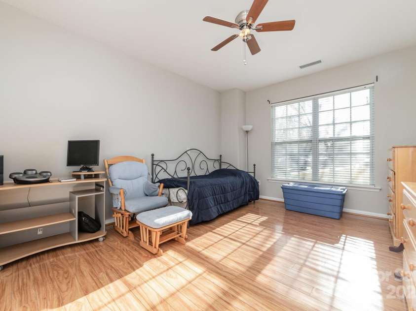 16737 Winston Oaks Court, Charlotte, NC 28213.  MLS# CAR4213082, YatesRealty ID 10685. 