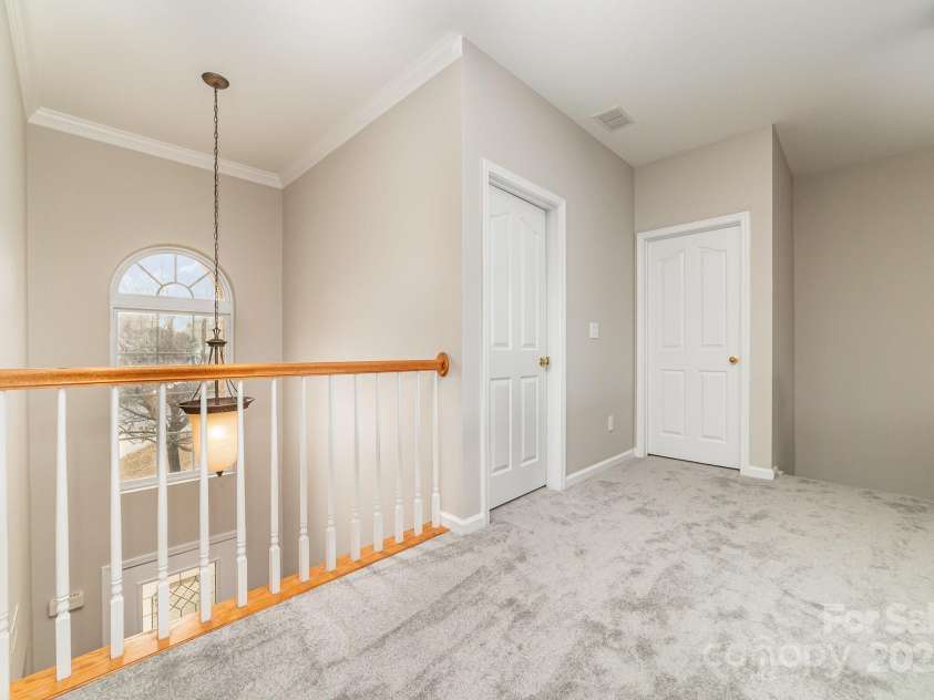 16737 Winston Oaks Court, Charlotte, NC 28213.  MLS# CAR4213082, YatesRealty ID 10685. 