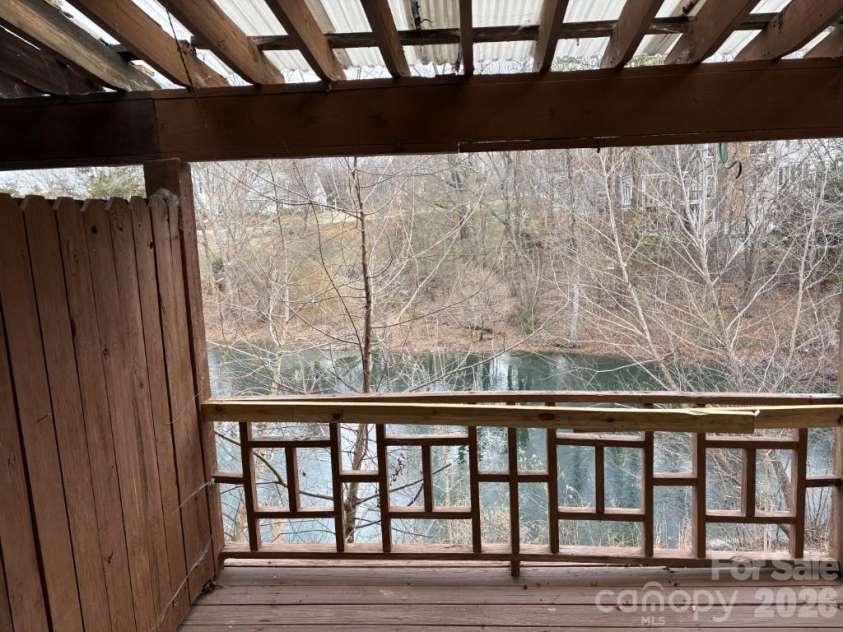 6231 Padget Parrish Court, Charlotte, NC 28270.  MLS# CAR4345327, YatesRealty ID 10685. 
