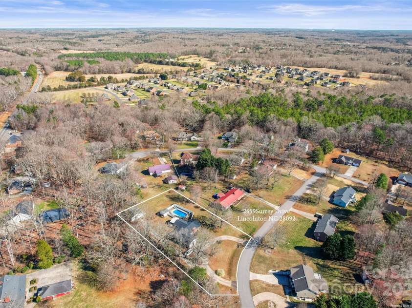 2659 Surrey Drive, Lincolnton, NC 28092.  MLS# CAR4224452, YatesRealty ID 10686. 