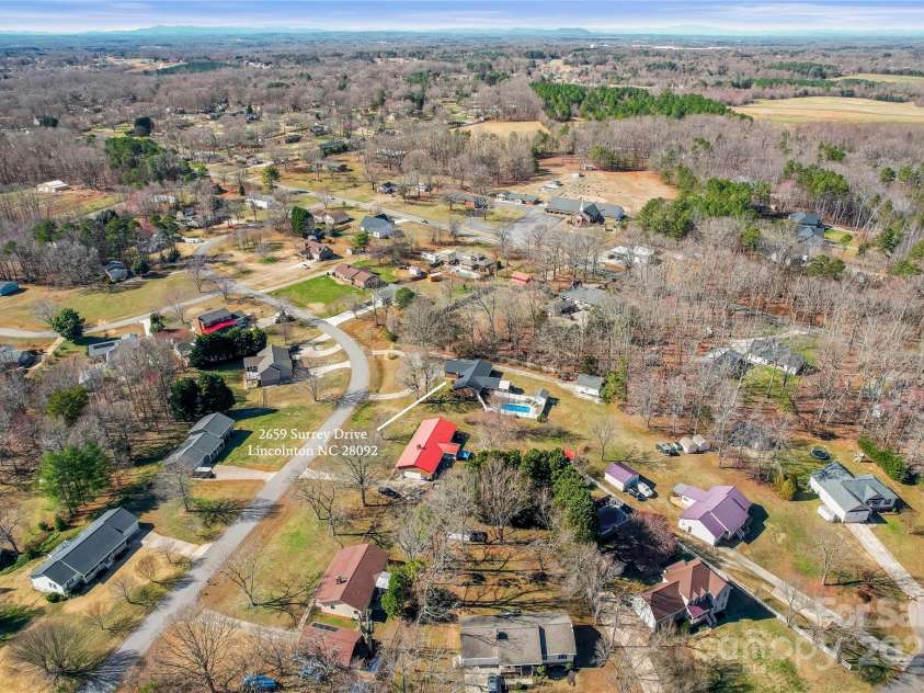 2659 Surrey Drive, Lincolnton, NC 28092.  MLS# CAR4224452, YatesRealty ID 10686. 