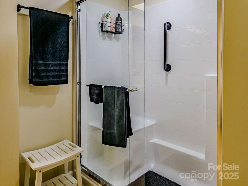 164 Forest Ridge Drive, Rutherfordton, NC 28139.  MLS# CAR4252885, YatesRealty ID 10687. 