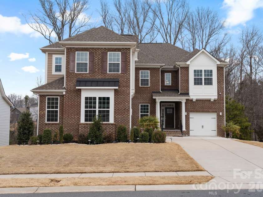 9786 Verdun Court, Fort Mill, SC 29707.  MLS# CAR4345676, YatesRealty ID 10687. 