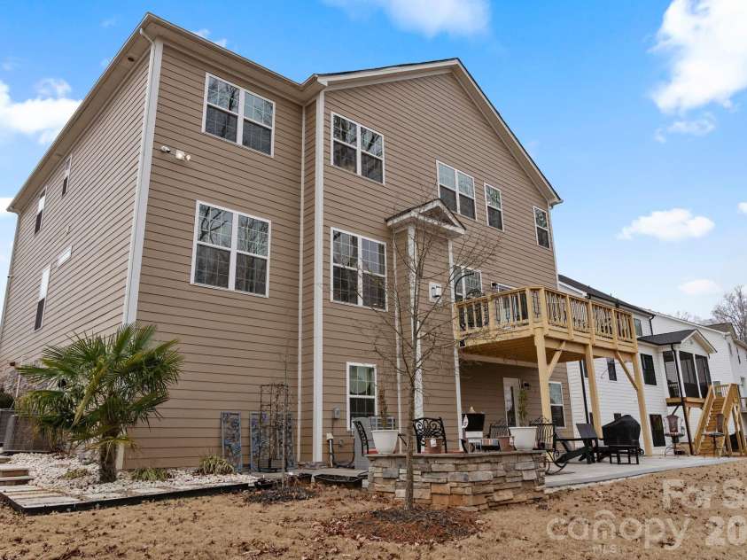 9786 Verdun Court, Fort Mill, SC 29707.  MLS# CAR4345676, YatesRealty ID 10687. 