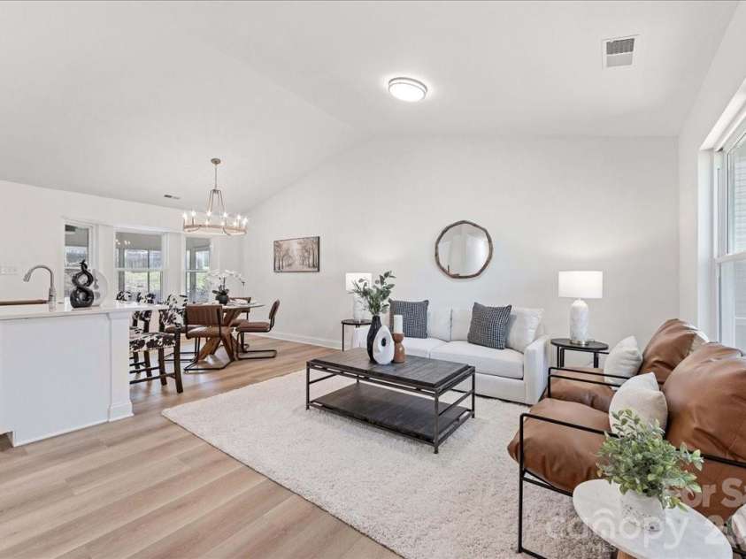231 West Avenue, Charlotte, NC 28208.  MLS# CAR4362188, YatesRealty ID 10688. 
