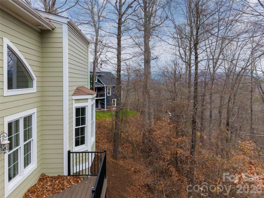 98 Sovereign Lane, Fairview, NC 28730.  MLS# CAR4326130, YatesRealty ID 10689. Exterior positioning