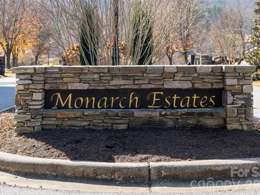 98 Sovereign Lane, Fairview, NC 28730.  MLS# CAR4326130, YatesRealty ID 10689. Monarch Estates