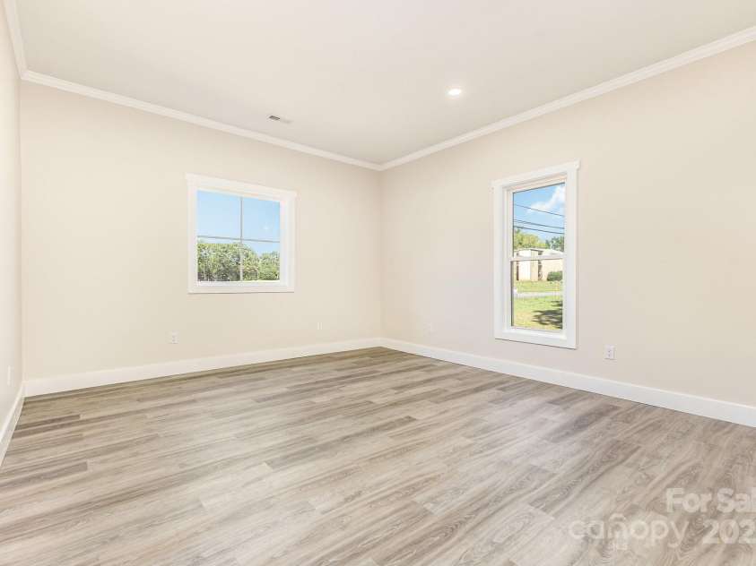 1205 Lafayette Street, Shelby, NC 28152.  MLS# CAR4309488, YatesRealty ID 1069. 