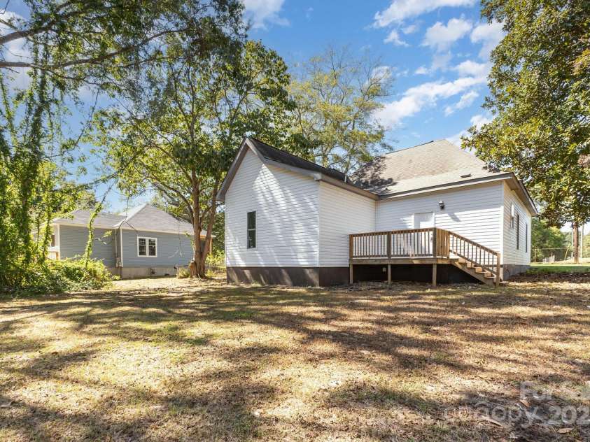 1205 Lafayette Street, Shelby, NC 28152.  MLS# CAR4309488, YatesRealty ID 1069. 