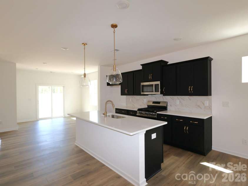 1485 Kate Cecil Way, York, SC 29745.  MLS# CAR4337084, YatesRealty ID 10690. Kitchen