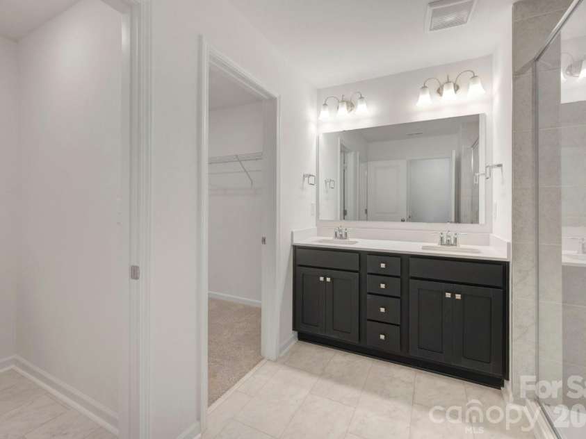 1485 Kate Cecil Way, York, SC 29745.  MLS# CAR4337084, YatesRealty ID 10690. Owner's suite
