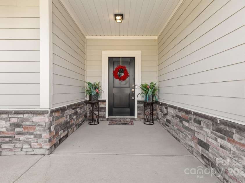 2704 Watergarden Street, York, SC 29745.  MLS# CAR4247917, YatesRealty ID 10691. 