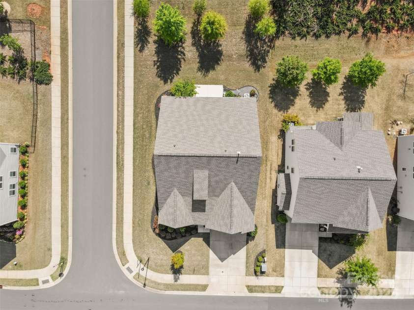 2704 Watergarden Street, York, SC 29745.  MLS# CAR4247917, YatesRealty ID 10691. 