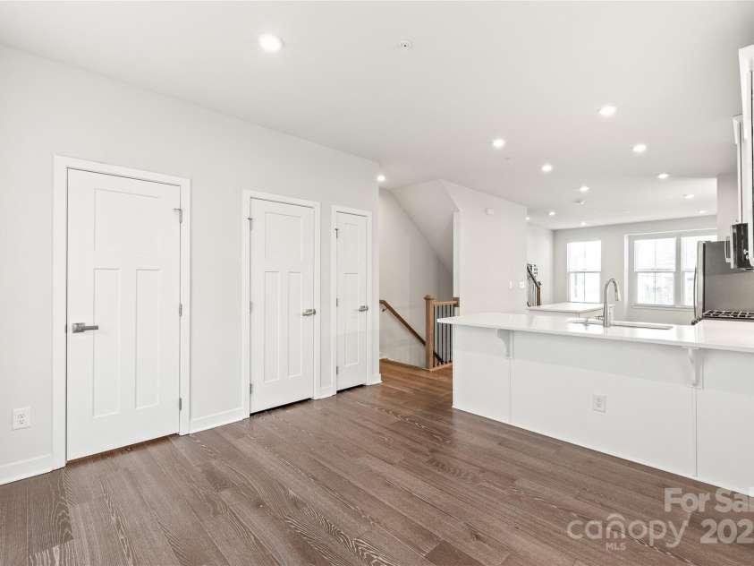 448 16th Street, Charlotte, NC 28206.  MLS# CAR4216212, YatesRealty ID 10692. 