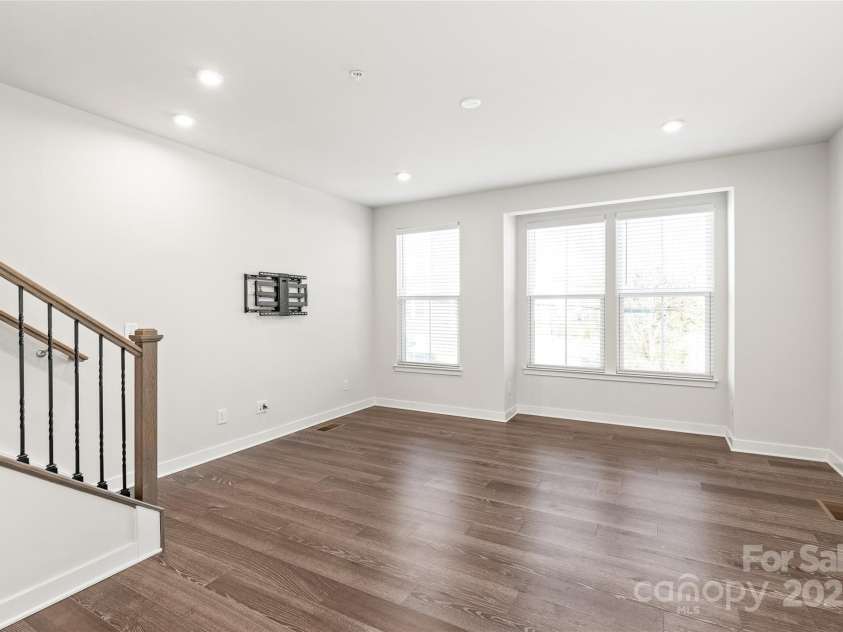 448 16th Street, Charlotte, NC 28206.  MLS# CAR4216212, YatesRealty ID 10692. 