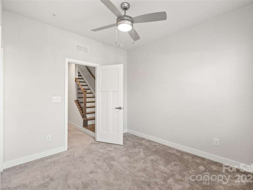 448 16th Street, Charlotte, NC 28206.  MLS# CAR4216212, YatesRealty ID 10692. 