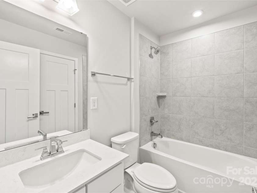 448 16th Street, Charlotte, NC 28206.  MLS# CAR4216212, YatesRealty ID 10692. 