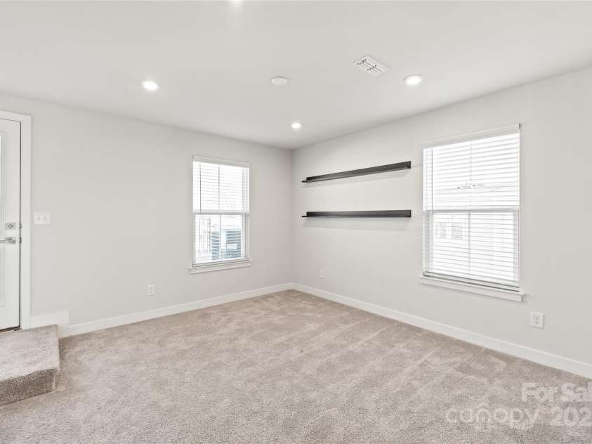 448 16th Street, Charlotte, NC 28206.  MLS# CAR4216212, YatesRealty ID 10692. 