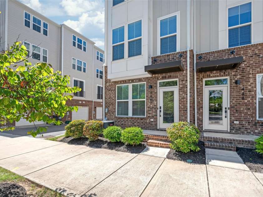 448 16th Street, Charlotte, NC 28206.  MLS# CAR4216212, YatesRealty ID 10692. 