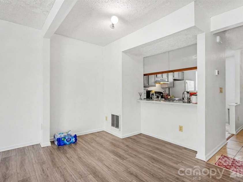 535 Lex Drive, Charlotte, NC 28262.  MLS# CAR4361140, YatesRealty ID 10694. 